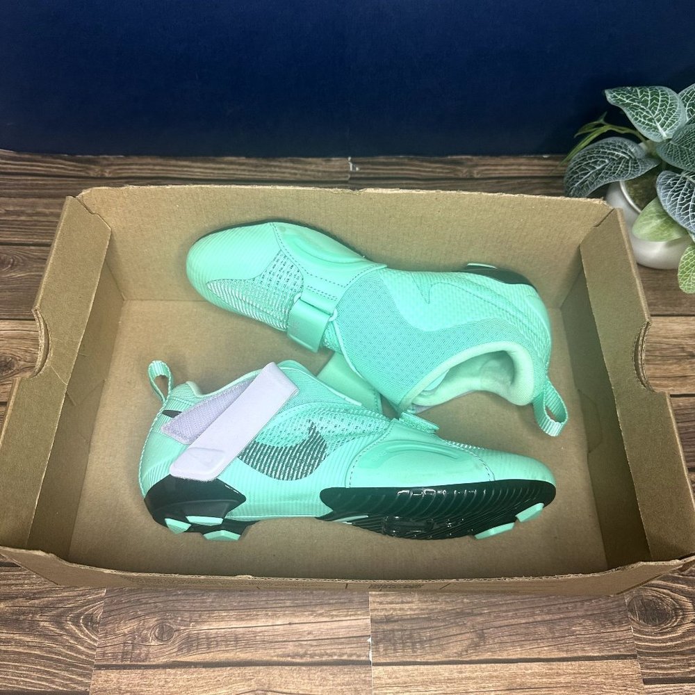 Nike SuperRep Cycle Shoes Women's Size 6 NWT *IN BOX* (Green Glow) *REFURBISHED